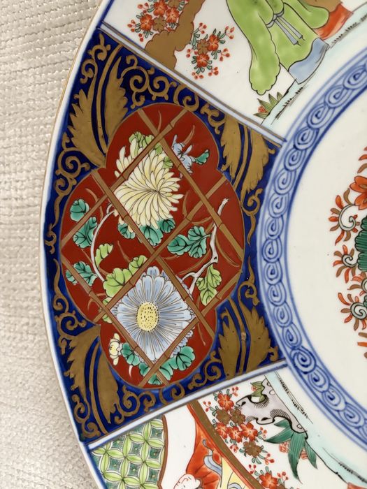 Platou japonez Imari / Kinrande 40 cm – porțelan pictat manual