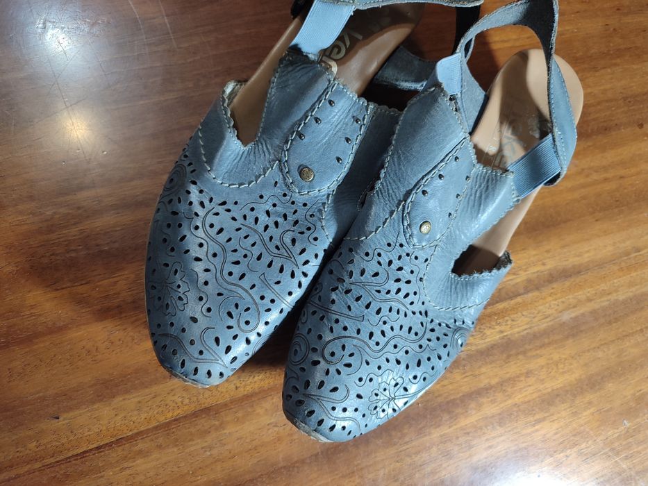 Продам босоножки, 39 р.