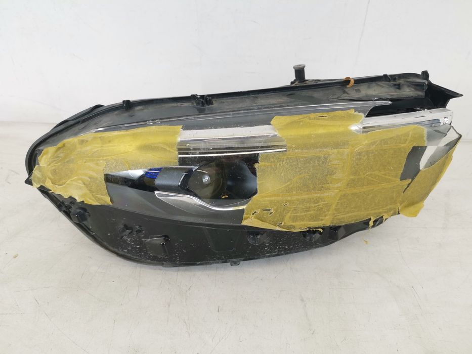 Фар Дясна Mercedes-Benz А-Клас / Mercedes-Benz A-Class W177/V177 Пълен