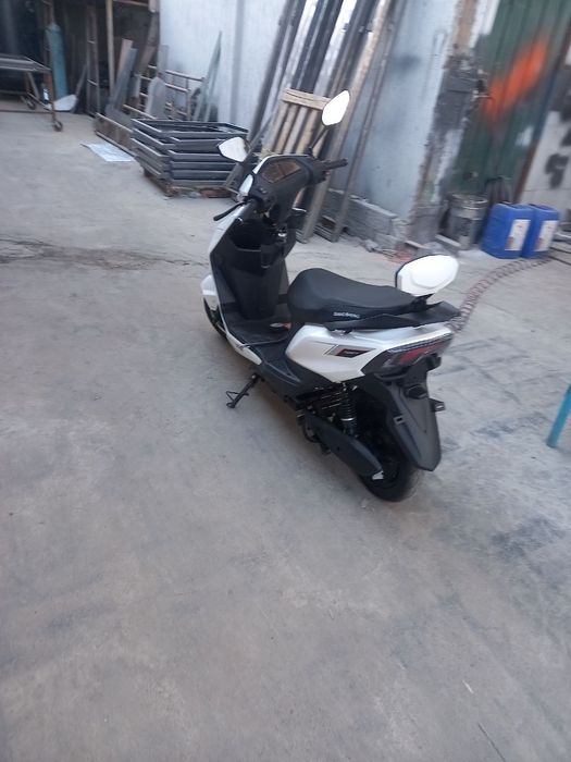 Продаётся электро скутер