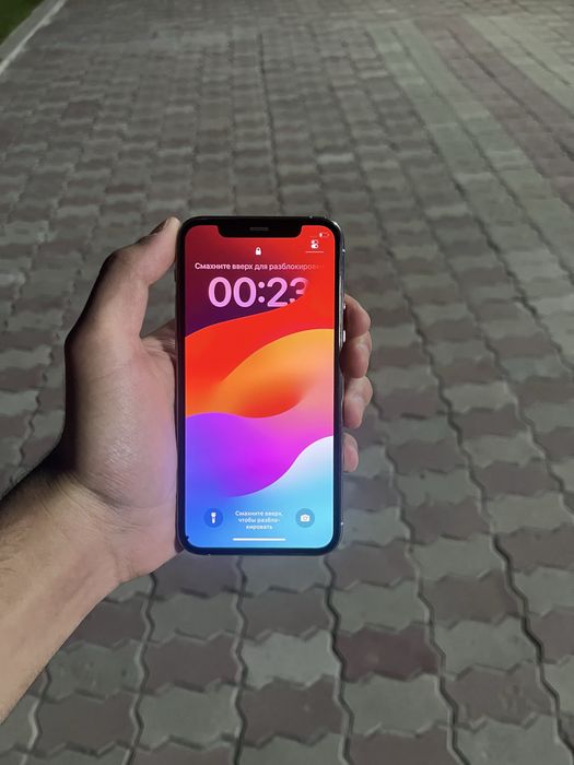 Продам Iphone 11 Pro 256gb С не большым Пятном