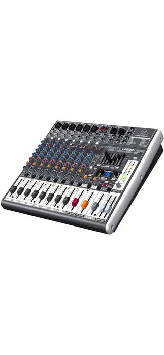 Mixer audio, Behringer, USB NOU