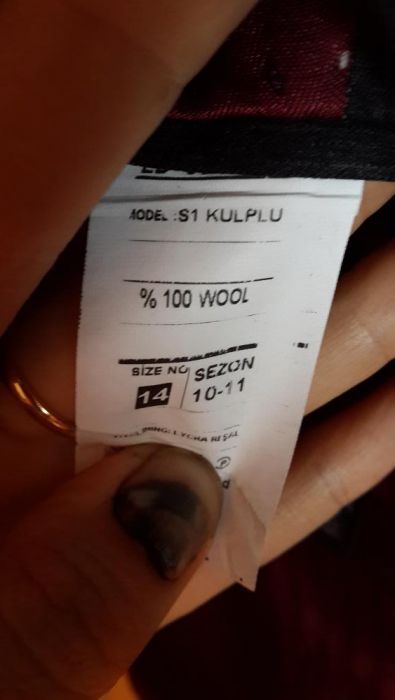 Продам школьный костюм