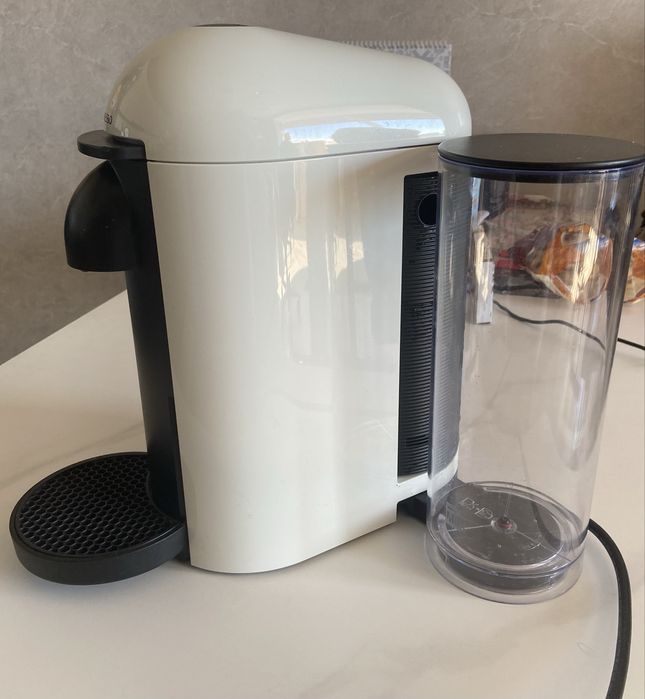 Nespresso Vertuo Б/У