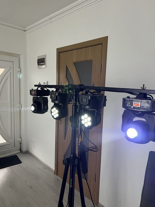 2/2 Lumini Moving spot and wash + stativ gravity + cabluri + DMX