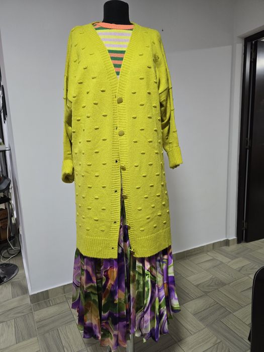 Cardigan culoarea superba, compoziție lana, mas. XL