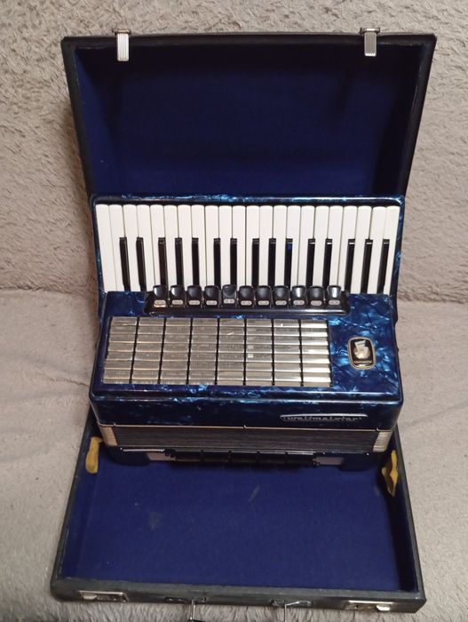 Продам немецкий баян