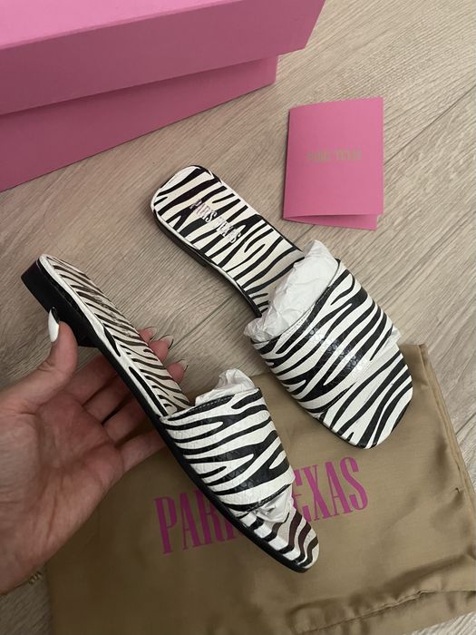 Чехли Paris Texas