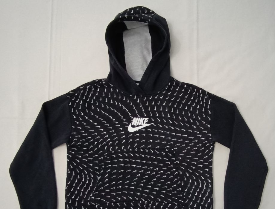 Nike NSW Multi Swoosh Hoodie оригинално горнище ръст 146-156см Найк