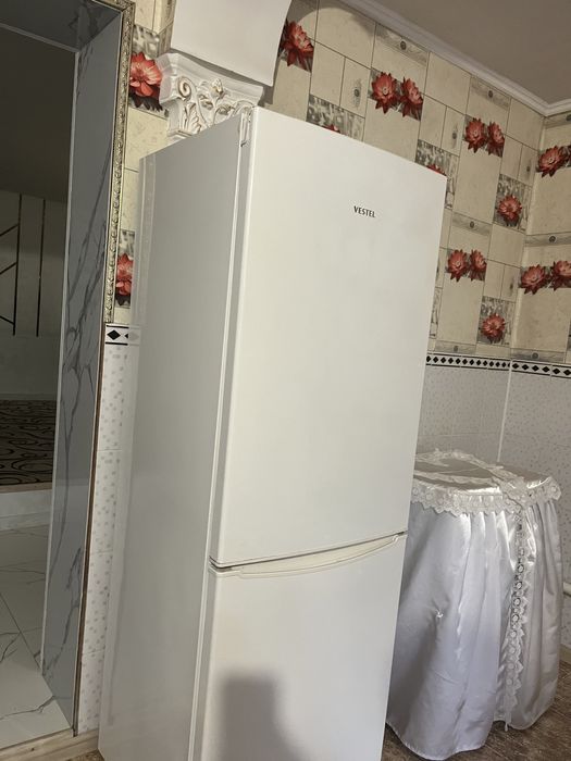 Холодильник среднем ….состаяние