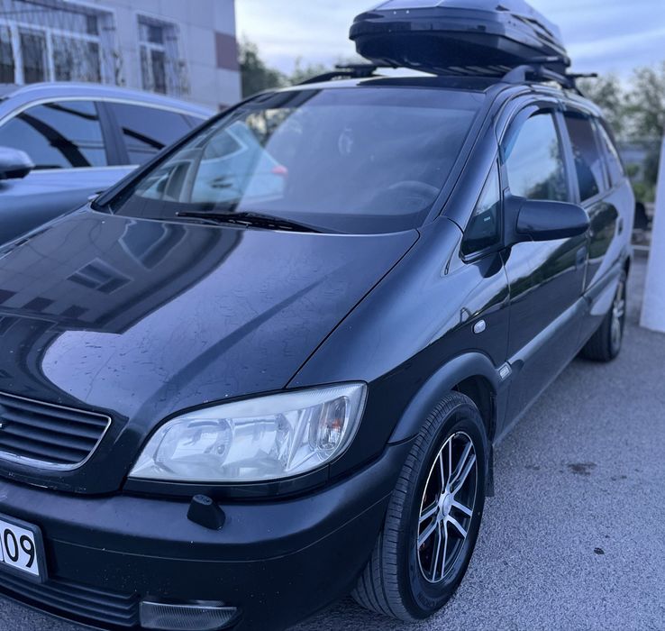 Опель Zafira A 2.2 Автомат