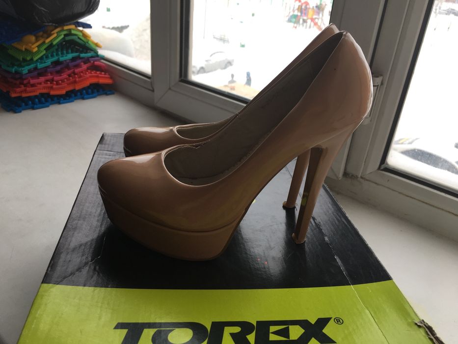 Летние туфли одевалось только на мероприятие