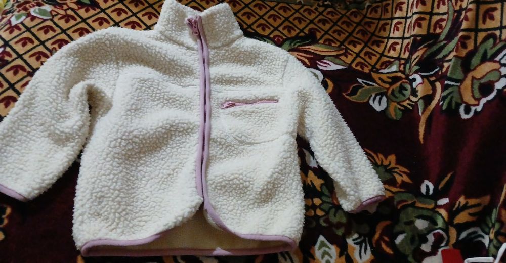 Lot hainute 110 de fetite