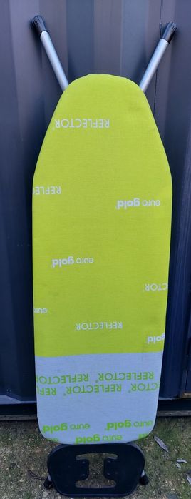 Vand masa de calcat haine