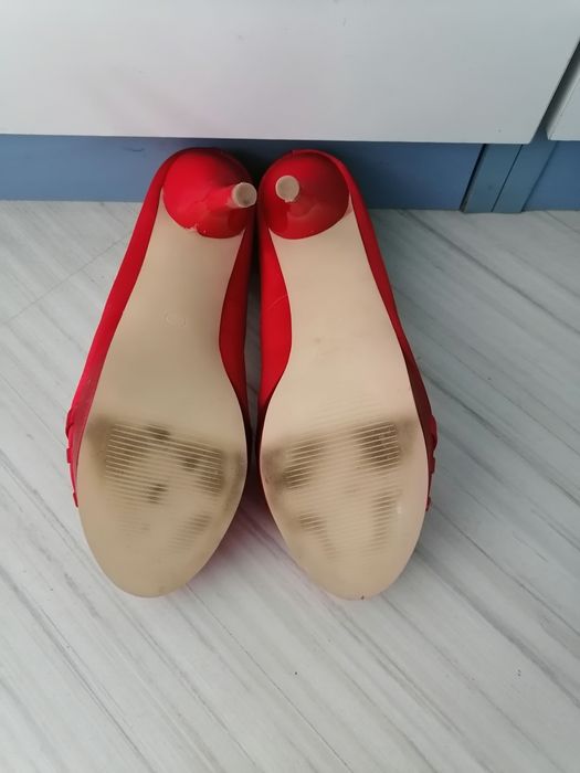 Дамски официални обувки червени