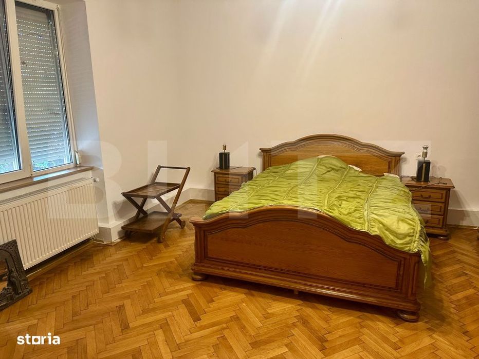 Apartament 3 camere, 100 mp, zona Dambovita