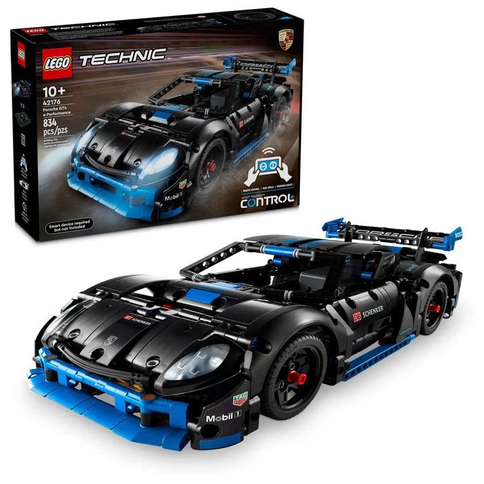Lego 42176 Technic Porsche GT4 e-Performance управляется через телефон