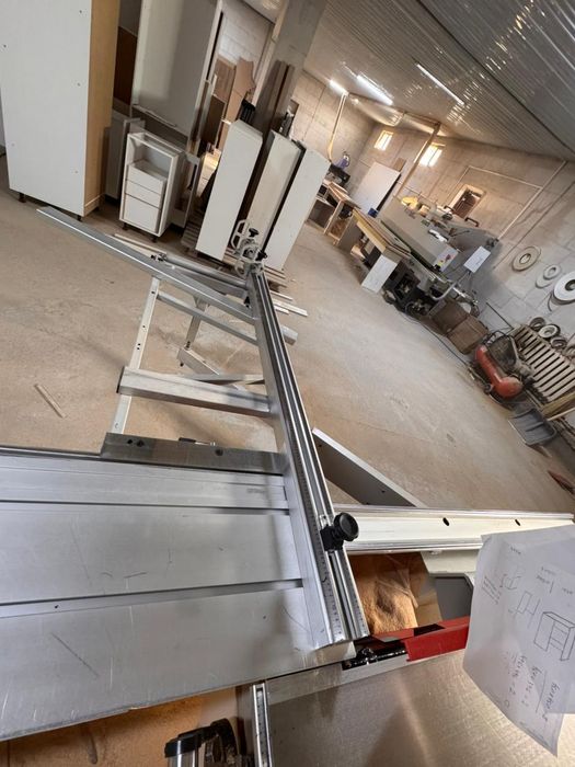 Распиловочный станок