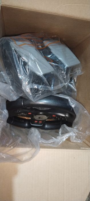 Продам игровой руль в новом состоянии