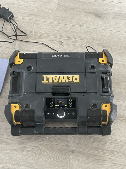 vand  scule dewalt  boxa santier dewalt