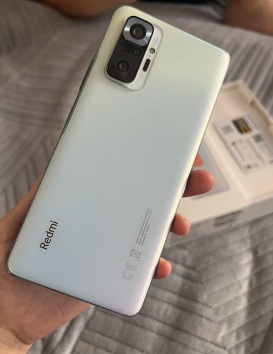 Продаю редми нот 10 про