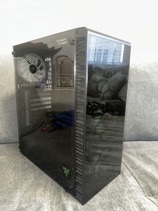 Кутия за компютър Kolink Observatory Mesh