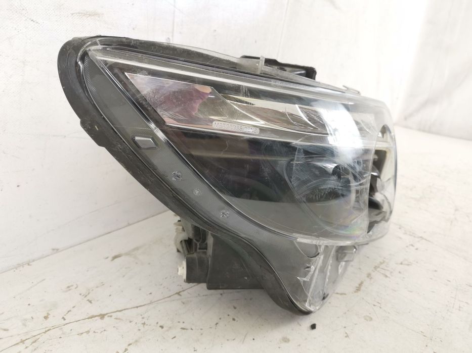 Far Dreapta Led Inteligent Light System Mercedes-Benz  V-Class W447 20