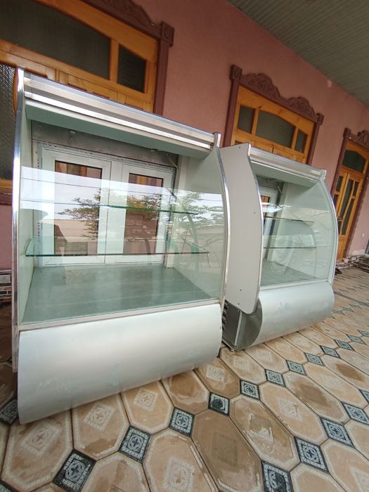 Холодильник витрина