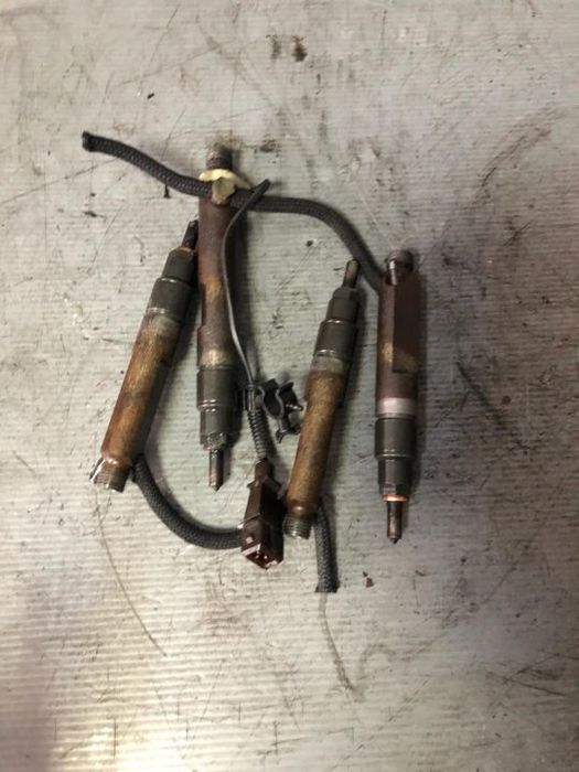 injectoare 1.9 tdi vw golf 4 polo 9n seat ibiza 2 leon corodoba skoda fabia 1 octavia 1