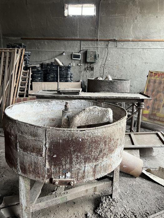 Srochno brushcatka apparat sotiladi,qazon,stol,va apparatni oʻzi