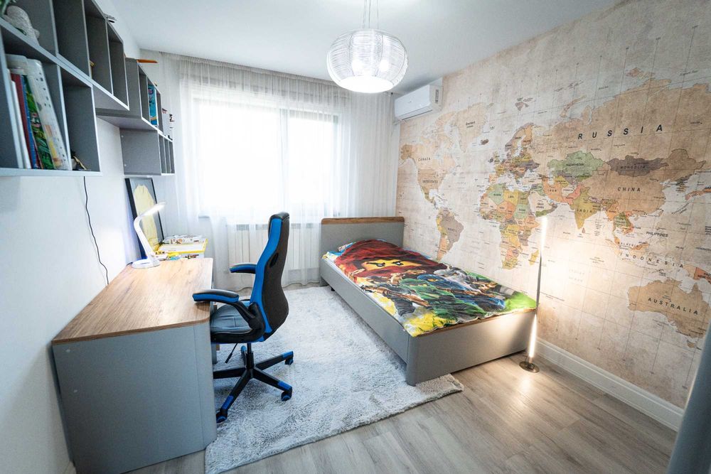 Casa exclusivista in Rediu, Iasi cu vedere la padure, premium mobilata, cu garaj, panouri + baterii