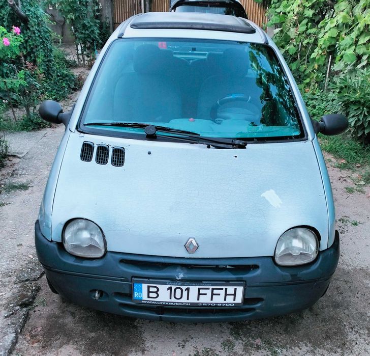 Renault Twingo 1.2 benzină trapă panoramică mașină economică consum redus ideală pentru oraș schimb auto + ofer diferență, preț negociabil, 0740616525