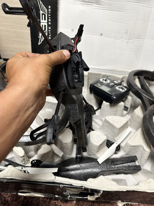 2 drone parot ar 2.0 fara acumulatori