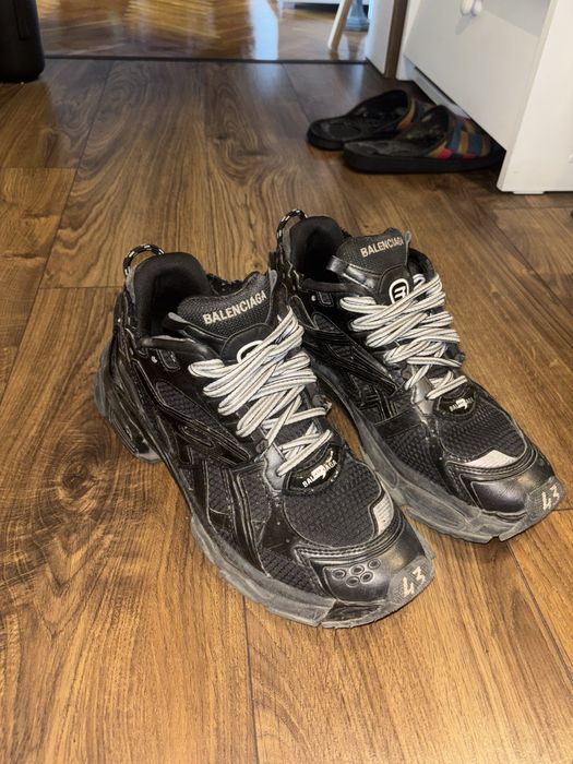 Balenciaga runner