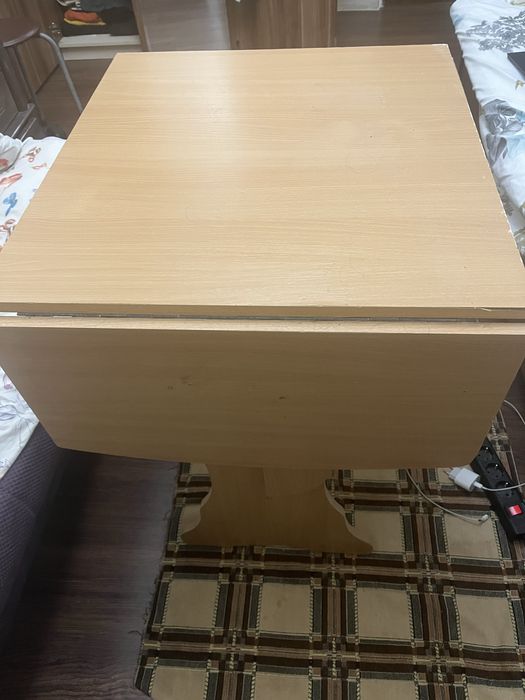 Продается складной кухонный стол