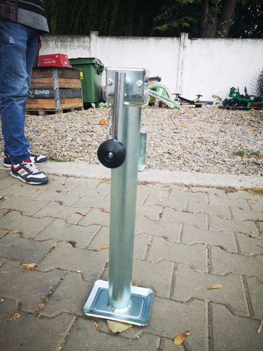 Picior sprijin remorca 3.5 tone preț 550 lei import Italia