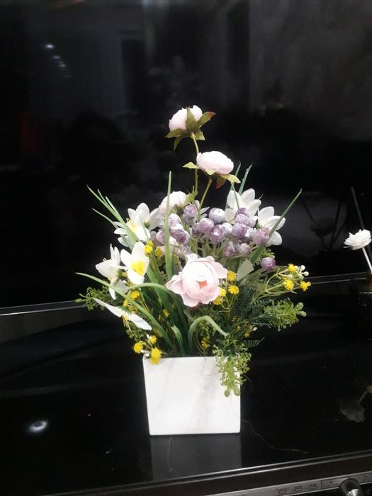 Композиции с цветами