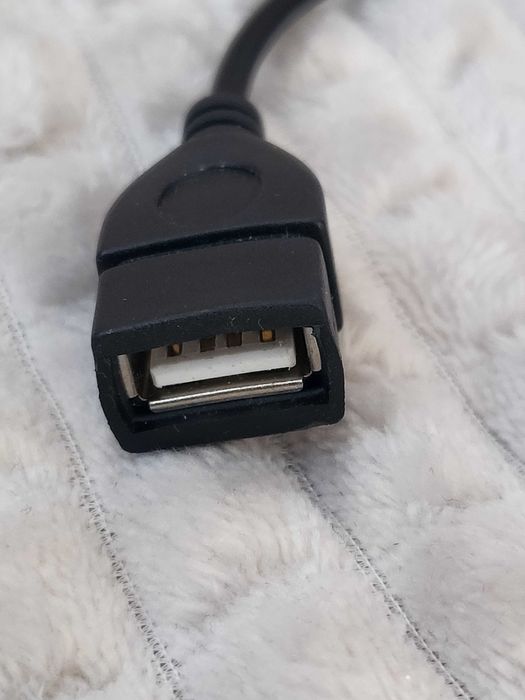 AUX USB Кабел за кола
