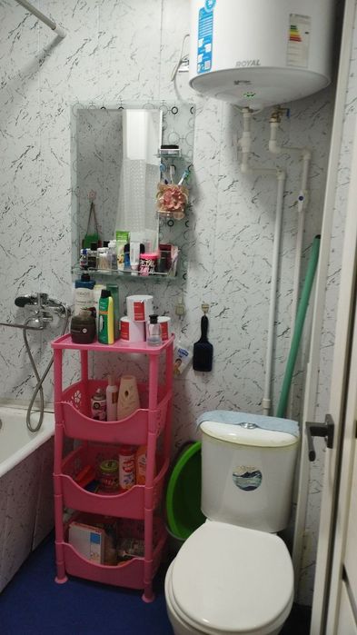 Chirchiq 1 xonali uy sotiladi