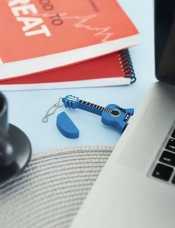 Флешка гитара