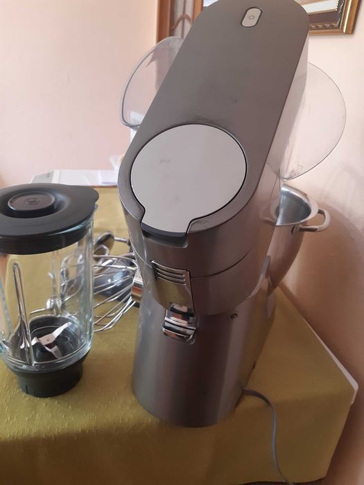 Кухненски робот KENWOOD Chef XL 1700W 6.7L KVL планетарен