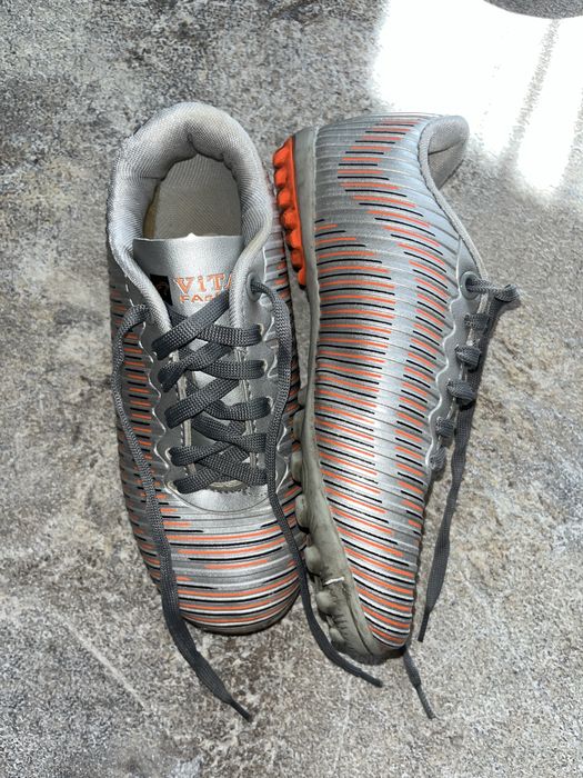 Продам сороконожки для футбола