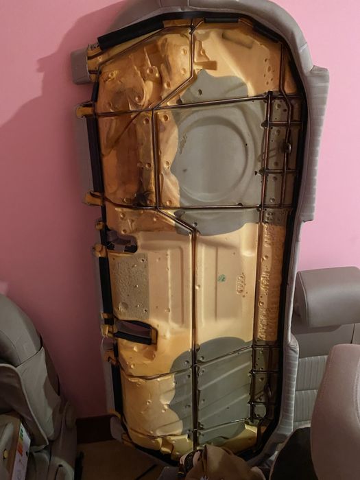 Седалки от Ауди А4 Б8