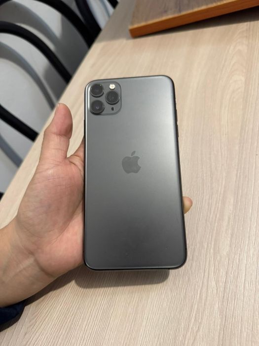 Айфон 11 Про Мах 256гб 75%