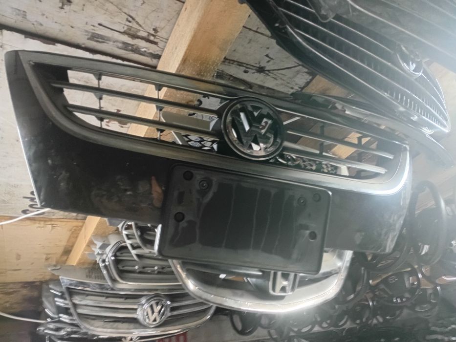 Решетка радиатора Volkswagen Passat CC