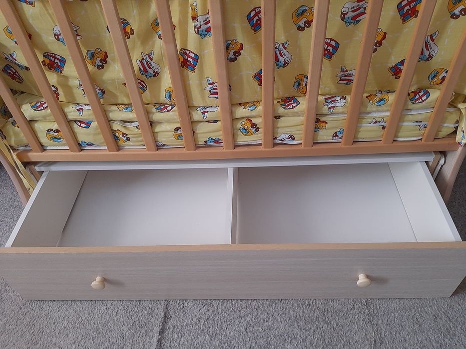 Продам кроватку в отличном состоянии