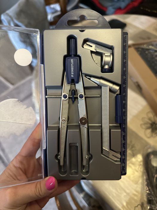 Метален пергел с удължител.