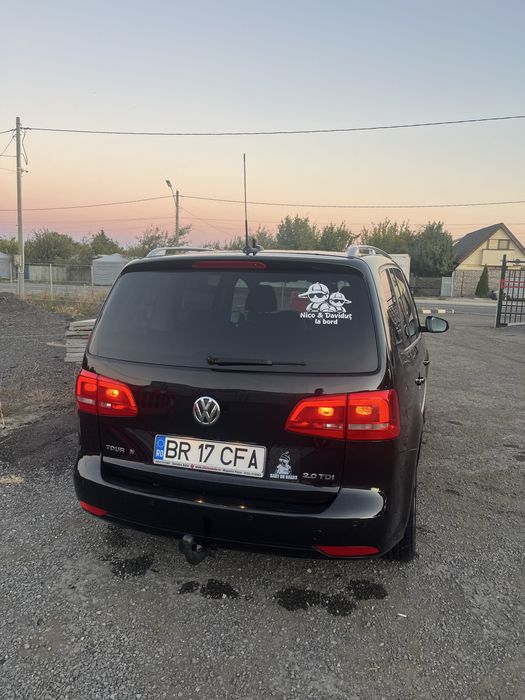 VOLKSWAGEN Touran 2011 — imagine 4