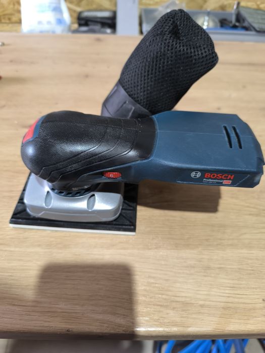 Vand scule Bosch 18v, Noi