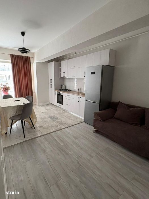 Apartament de închiriat-2 camere Royal Town